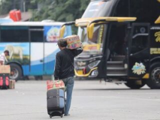 H+5 Arus Balik Lebaran Melalui Terminal Jatijajar Depok Masih Sepi