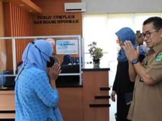 Pj Gubernur Cek Pelayanan Publik di Samsat Induk dan Samsat Pembantu Alaya